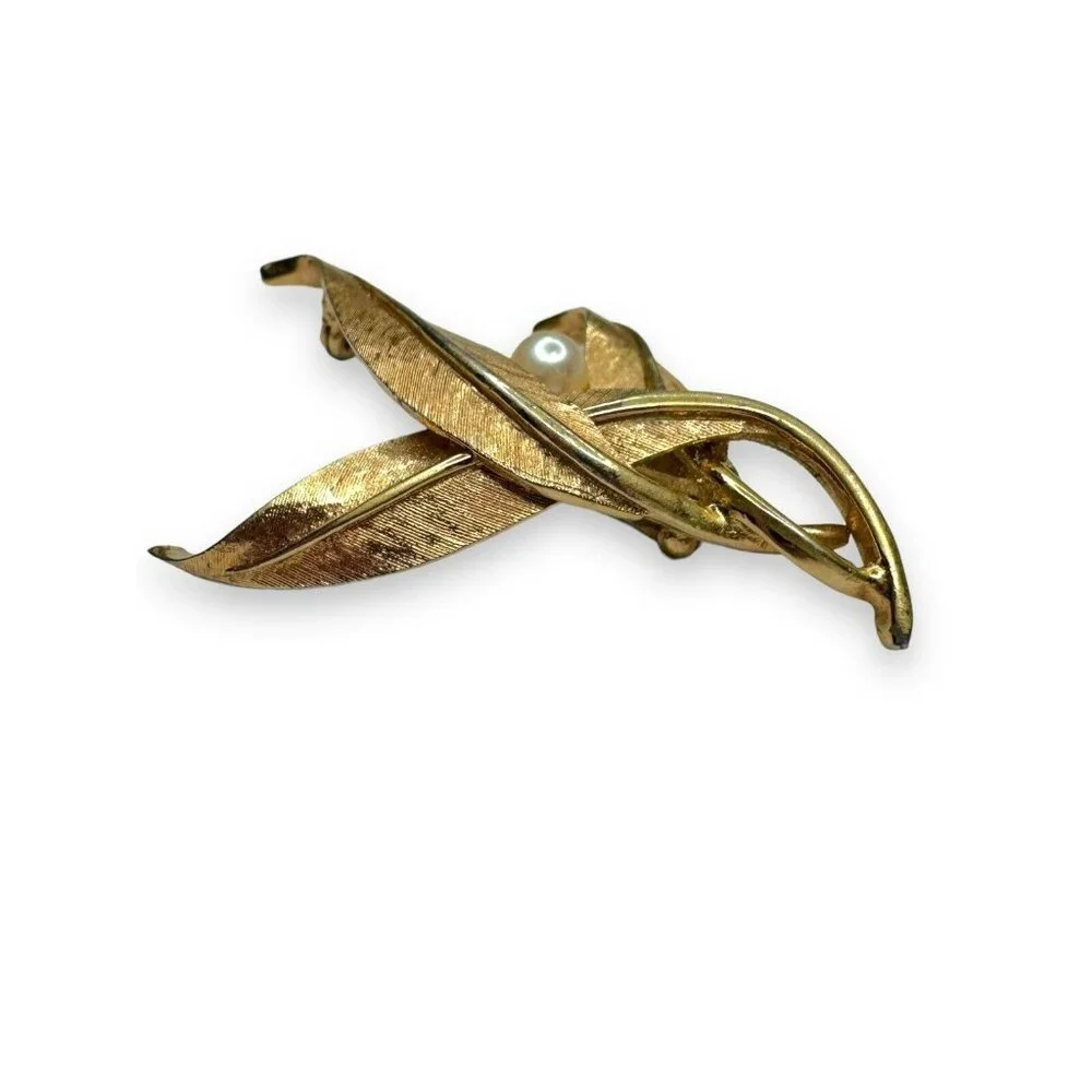 Vintage Boucher Gold Tone Leaf Brooch Faux Pearl Mid Century Modern 2.5
